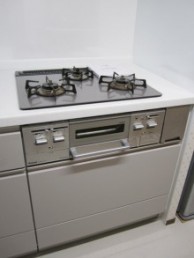 シンクもカウンターもひろびろL字型対面キッチン